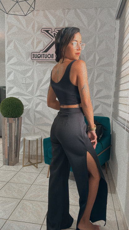 Bottom Black