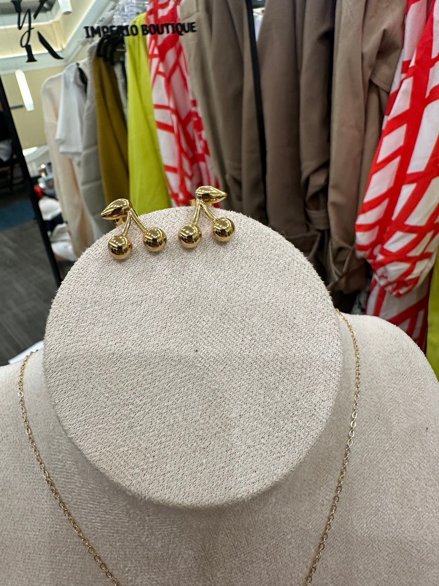 Earing Cherry